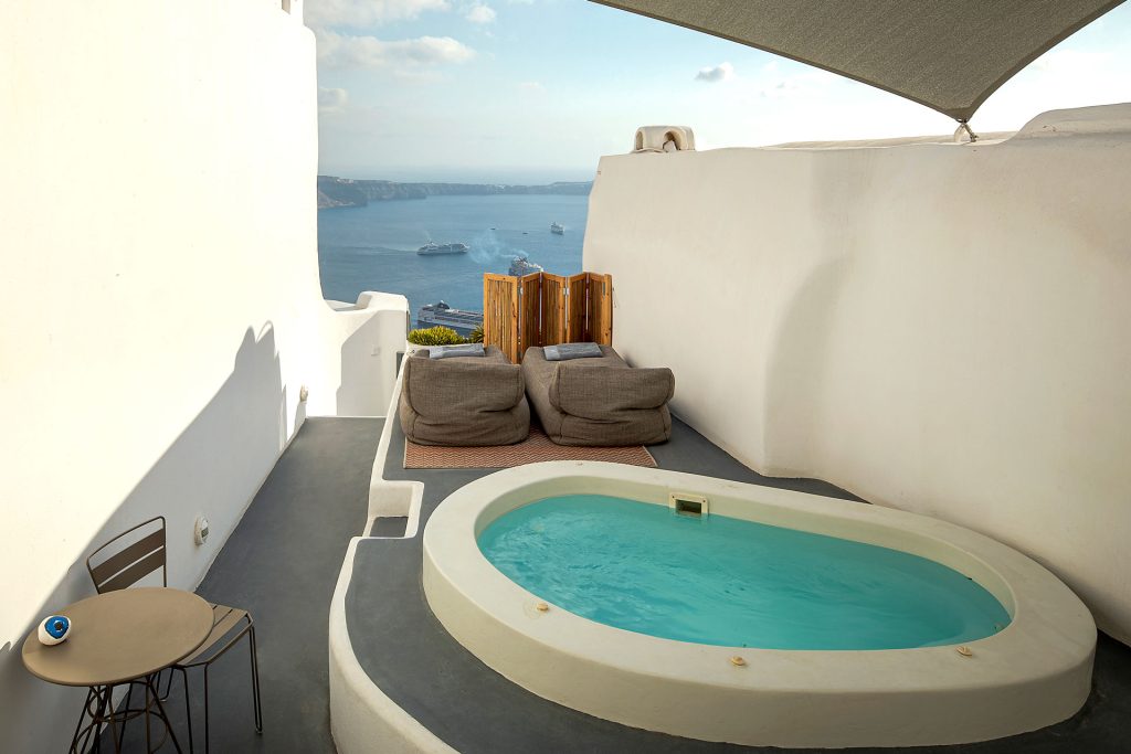 vista mozzafiato sulla caldera e sul vulcano, una jacuzzi privata all'aperto,