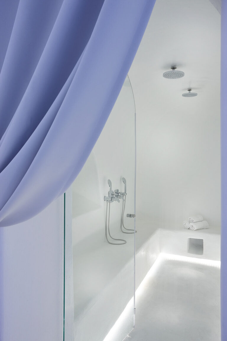 opera mansion - luxury suite santorini Honeymoon Suite - fira